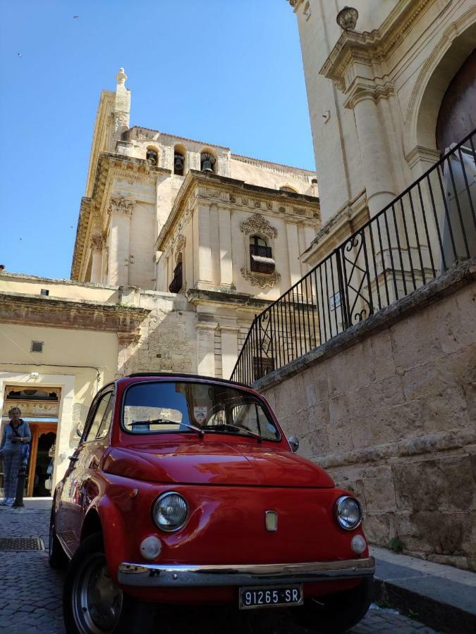 Casa Vacanze Meraki Noto Eksteriør billede